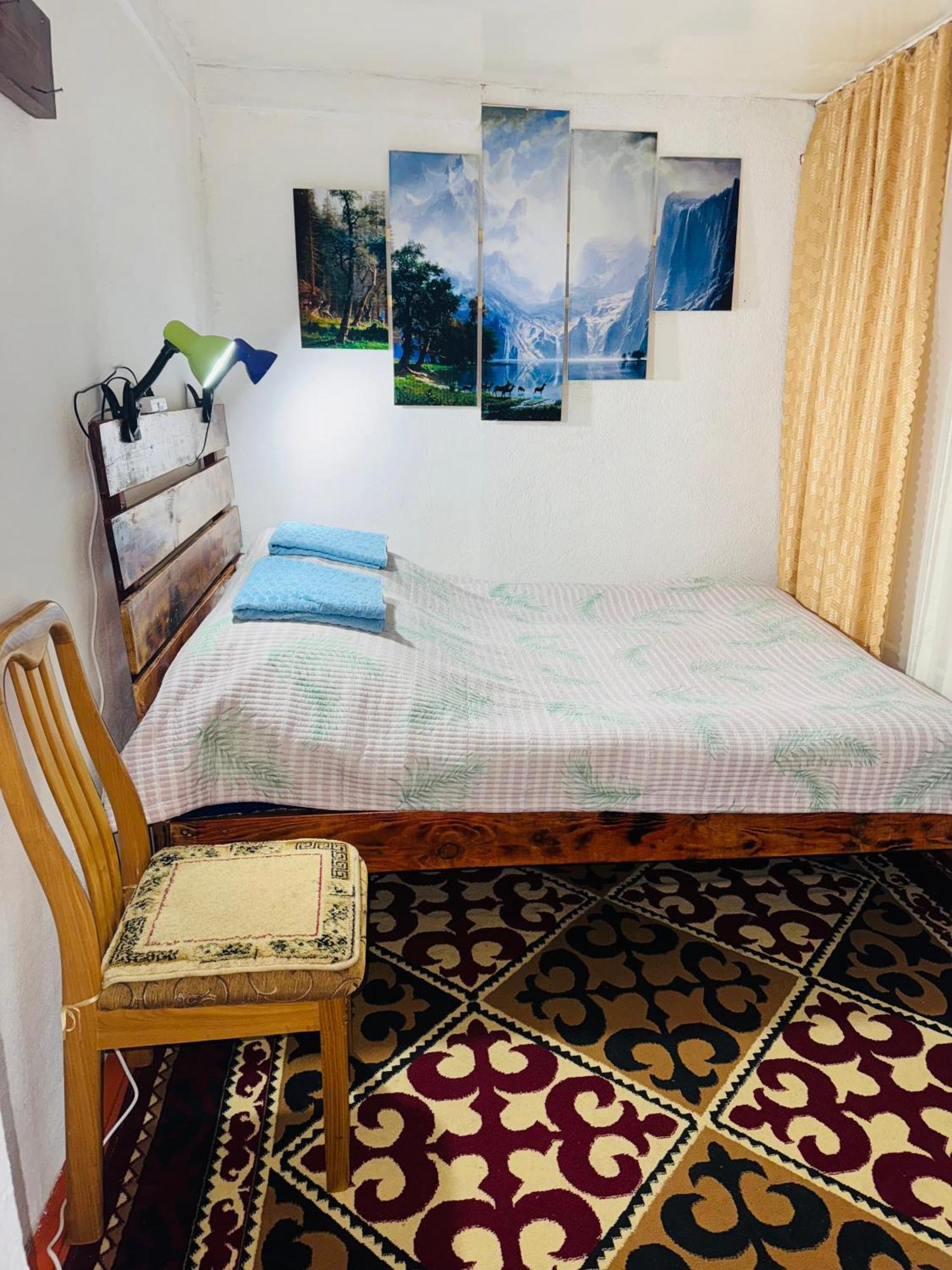 Home Karakol Eksteriør billede